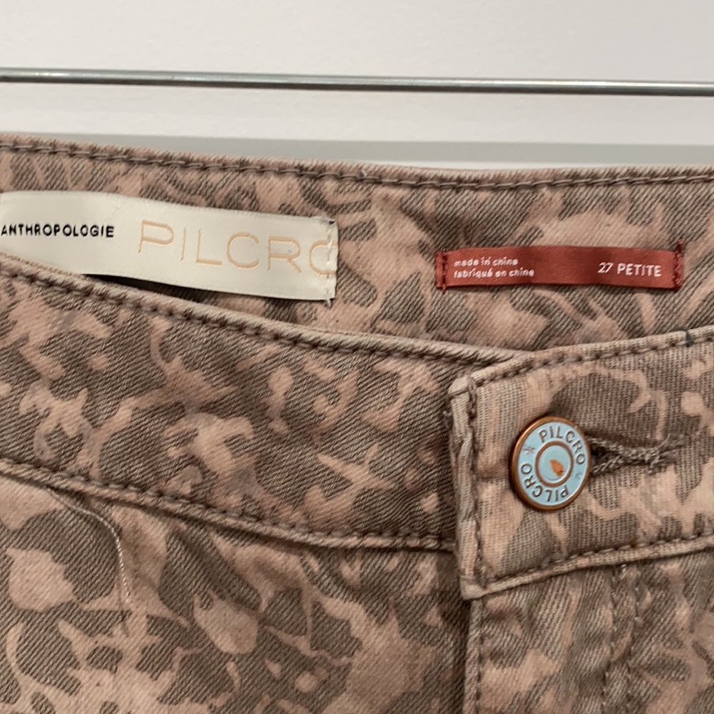 Final Sale 👀 No More Low Offers PILCRO FLOCKED HIGH-RISE LEGGINGS Size 27 Petite - Picture 12 of 14
